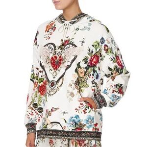 Camilla Hoody with pockets